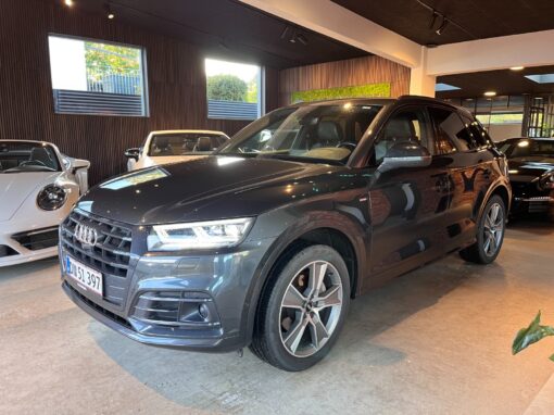 Audi-Q5-1491453753