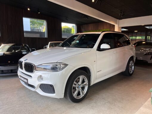 BMW-X5-1125970828